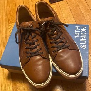 14th and Union Casual Walking Shoes
